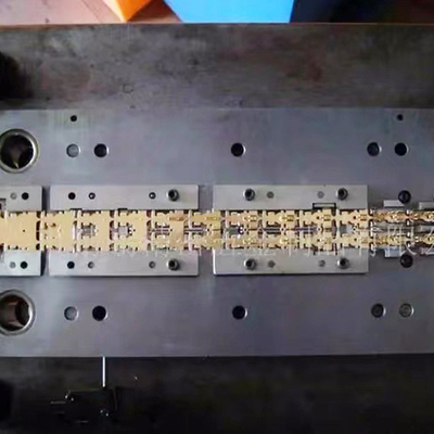 Precision Connector Injection Molding S136 H13 Terminal Metal Plastic Housing